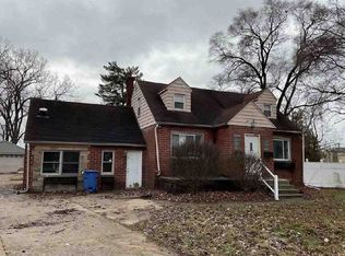 6304 Garden Ct, Warren, MI 48091