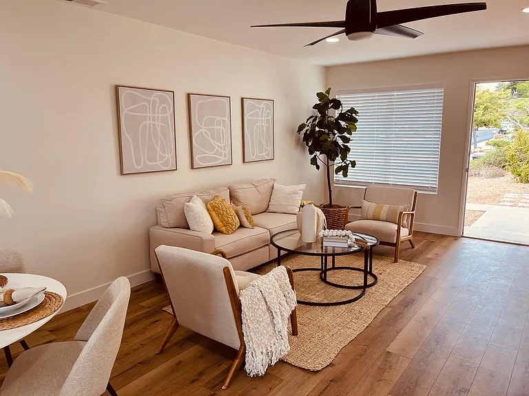 1520 Rolling Hills Dr — Photo 14