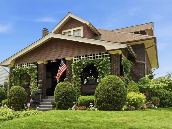 3972 Washington Park Blvd, Newburgh Heights, OH 44105