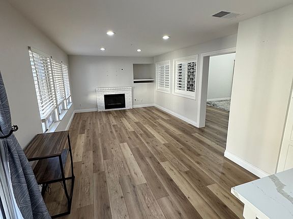 4th image of 15012 Mustang Ln