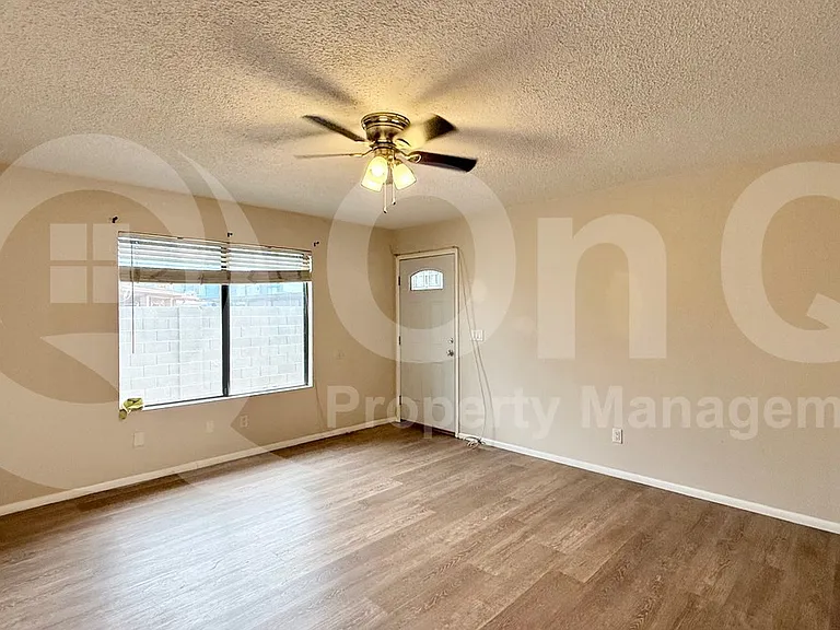 24 E 14th St #2 — Photo 3