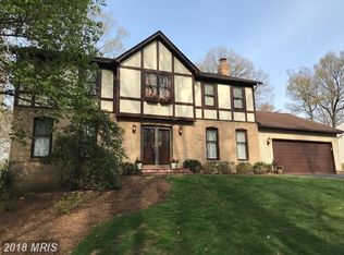 7404 Wayfarer Dr, Fairfax Station, VA 22039