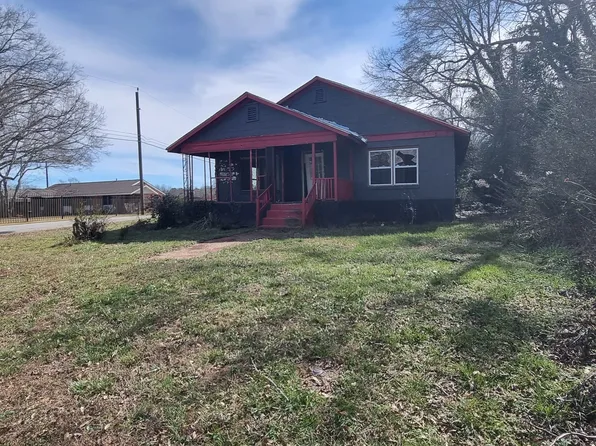19 Landers St, Newnan, GA 30263