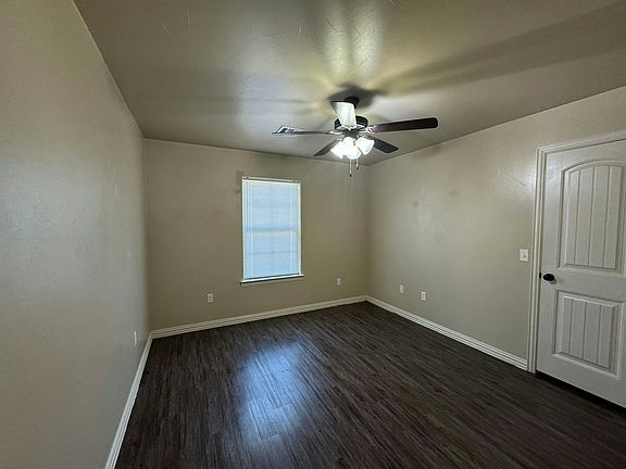 5th image of 9935 Deborah Ln #B
