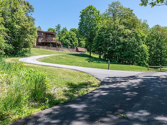 98 Old Albany Post Rd-large-006-003-98 Old Albany Post Rd6-1500x925-72dpi.jpg