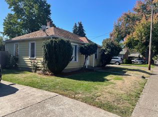 3020 D St NE, Salem, OR