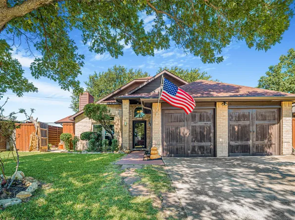 3301 Cathedral Dr, Grand Prairie, TX 75052