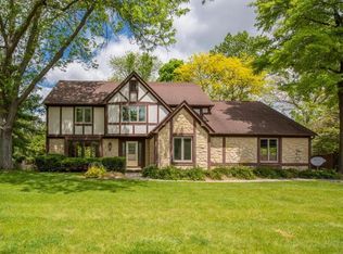 792 Bluffview Dr, Columbus, OH 43235