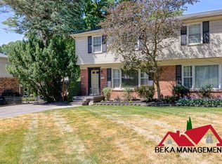 615 Randolph St, Northville, MI 48167
