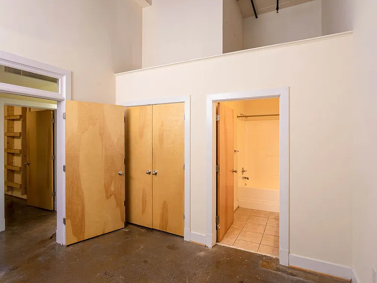 Cornish Brewery Apartment Homes — Photo 89