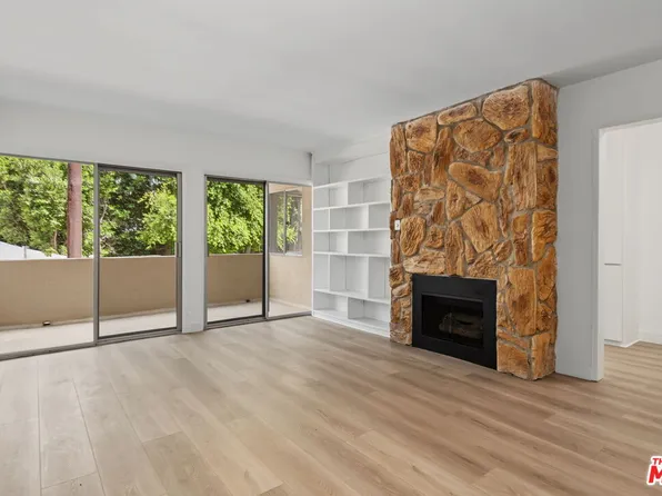 16169 W Sunset Blvd Unit 203, Pacific Palisades, CA 90272