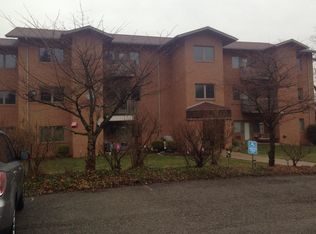 1629 Edgewood Ave APT 5, Coraopolis, PA 15108