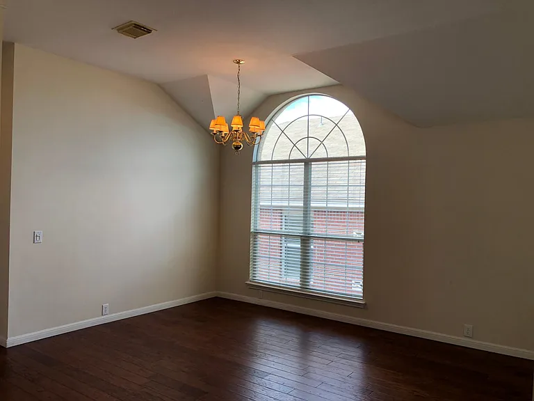 21234 Rio Sabinal — Photo 5