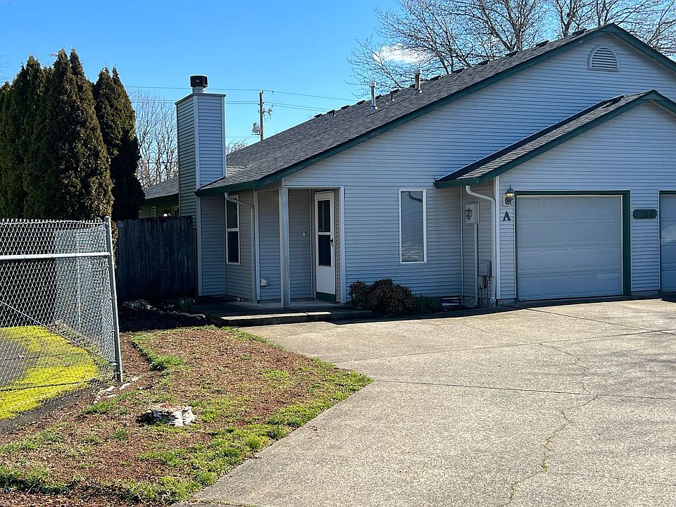 1st image of 724 SE 135th Ct #A