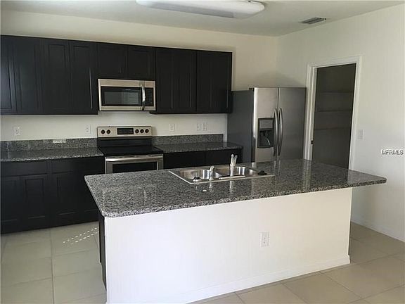 3rd image of 5513 Ashton Cove Ct