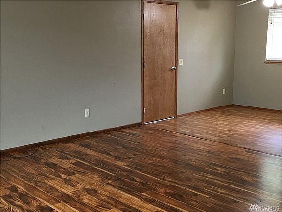 5th image of 1006 S G St