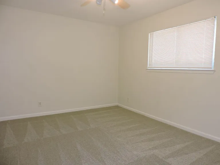 1625 Chippeway Ln — Photo 20