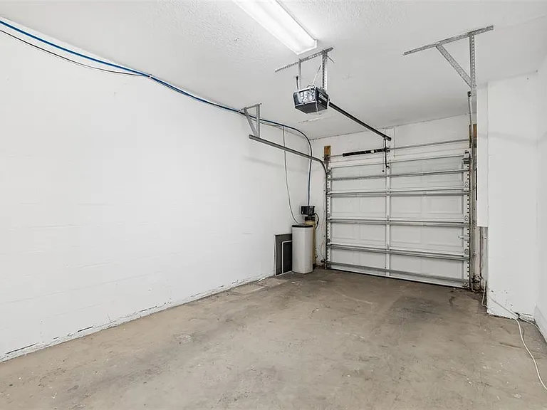 3125 Santorini Ct — Photo 29