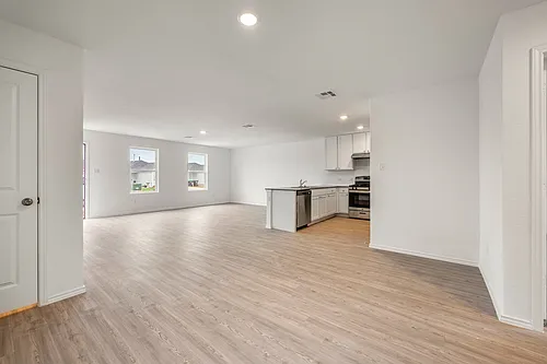 12927 Deep Eddy St Photo 1
