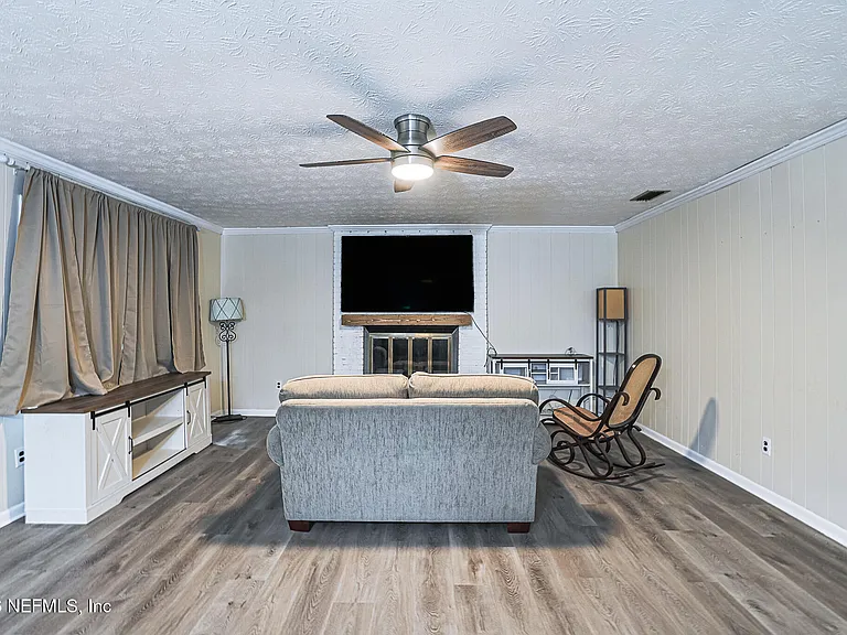 3475 Baker Rd — Photo 4