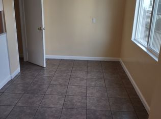 7025 Mountain View Ave APT C, Huntington Park, CA 90255