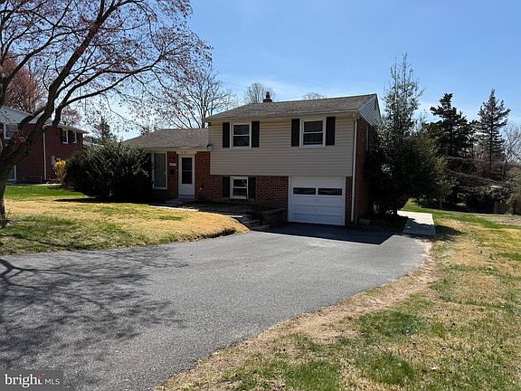 2nd image of 331 Candlewood Rd