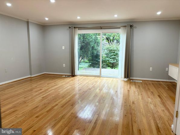 784 Princeton Pl #1