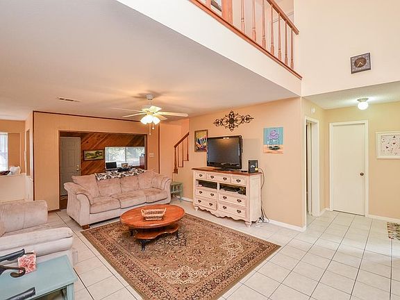 4th image of 11518 Barwood Bend Dr
