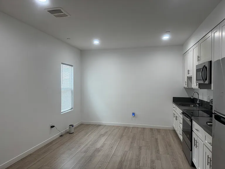 532 Cesar E Chavez Pkwy #B — Photo 14