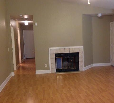 3rd image of 4309 Greenholme Dr