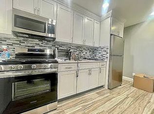 243 Nostrand Ave #2C, Brooklyn, NY 11205