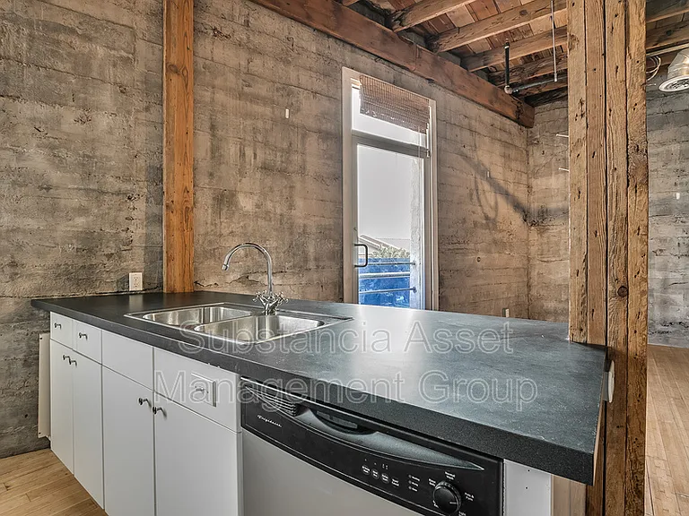 222 E Main St #B — Photo 2