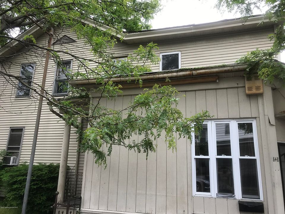 2nd image of 848 Capouse Ave
