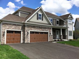 9829 Frederick Pl, Eden Prairie, MN 55347
