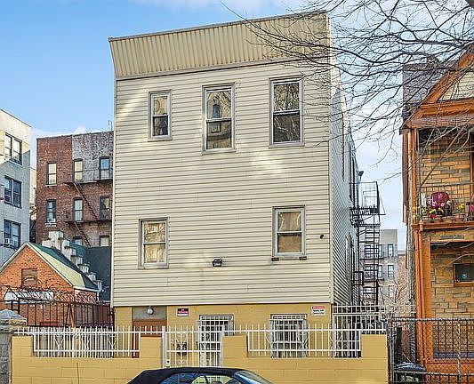 2nd image of 562 W 171st St