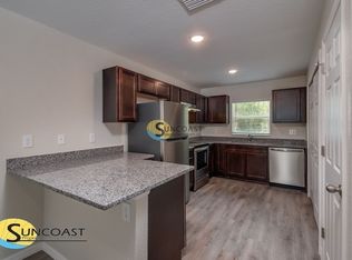 9108 N Travis Dr, Dunnellon, FL 34434