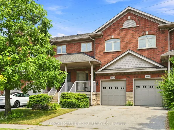 1069 Beach Blvd, Hamilton, ON L8H 6Z9