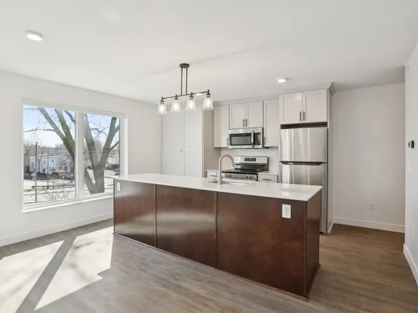 Solstice Apartments