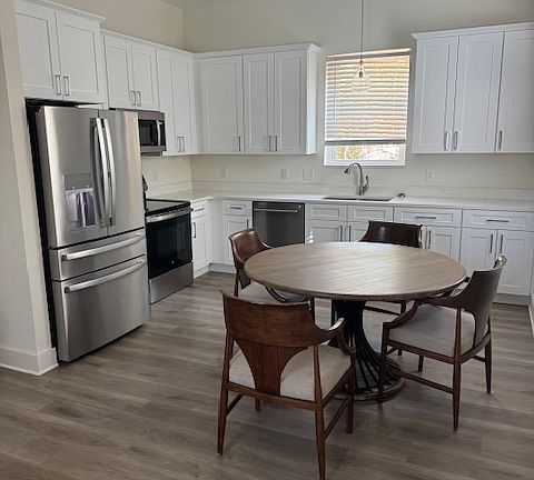 3rd image of 309 Bayshore Dr