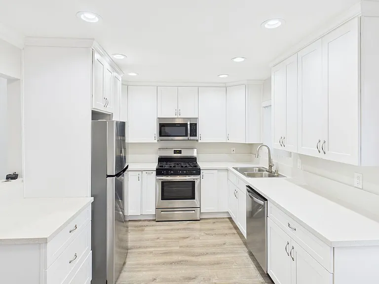 3334 Eureka Pl — Photo 5