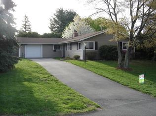 22 Dale St, Peabody, MA 01960