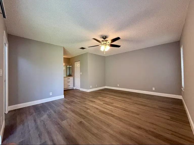 432 Ashwood Pl — Photo 19