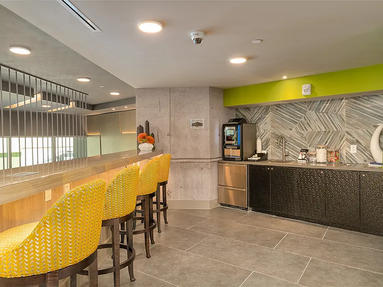 Vista Brooklyn Apartments — Photo 31