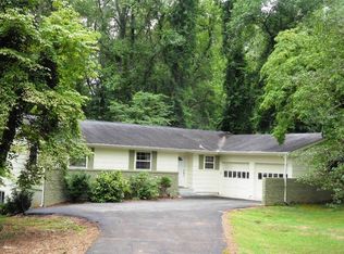 114 Wildwood Dr, Oak Ridge, TN 37830