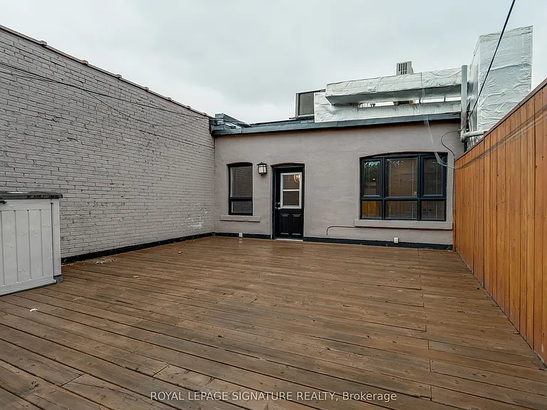 421 Danforth Ave #2 — Photo 28