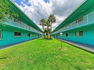 117 7th St N UNIT 33, Bradenton Beach, FL 34217