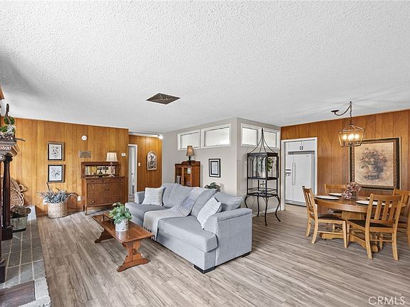 4th image of 3495 Camellia Dr