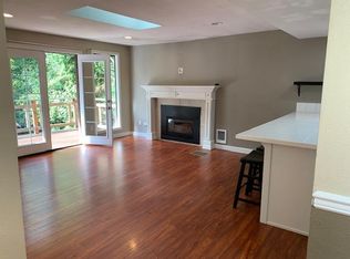7 Lost Lake Ln, Bellingham, WA 98229