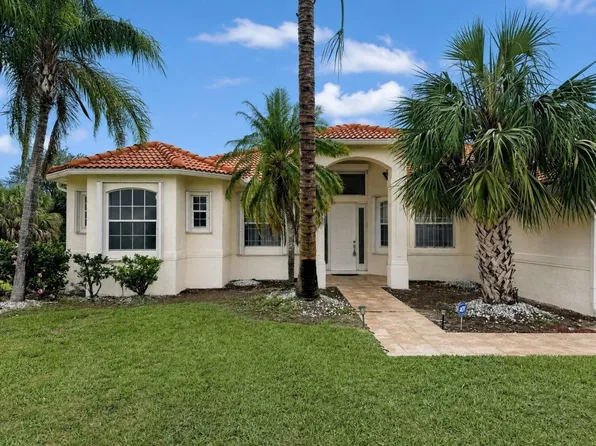 4775 8th St NE, Naples, FL 34120