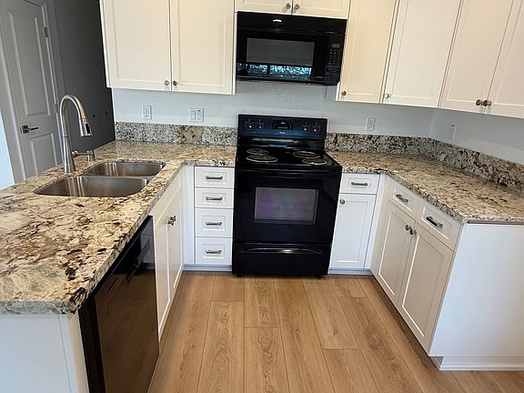 5th image of 151 Bryson Dr #151